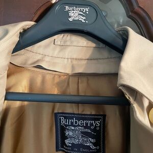 Burberry Trench NEW Women’s